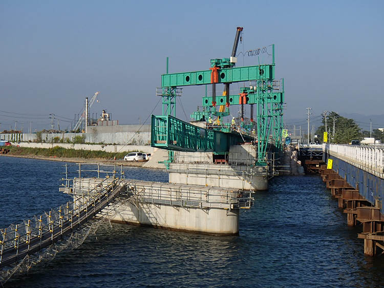 定川大橋撤去工事-2